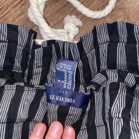 forever 21 shorts - Picture 3 of 3